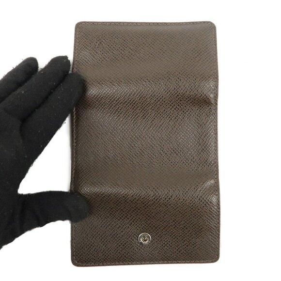 Auth Louis Vuitton Taiga Leather Multicles 6 Key Case Gris - Picture 9 of 14